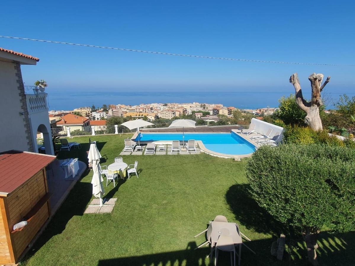 Appartamenti Borgo Panoramico N 5 Тропеа Екстер'єр фото