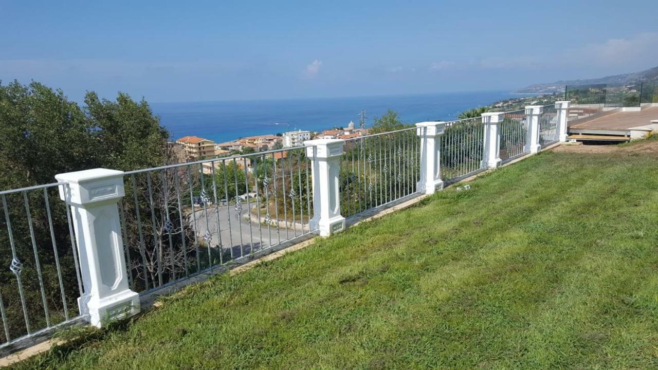 Appartamenti Borgo Panoramico N 5 Тропеа Екстер'єр фото