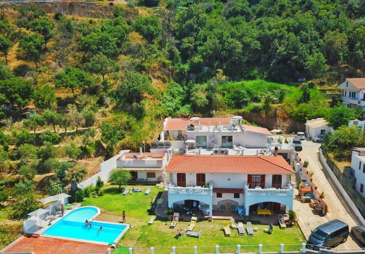 Appartamenti Borgo Panoramico N 5 Тропеа Екстер'єр фото
